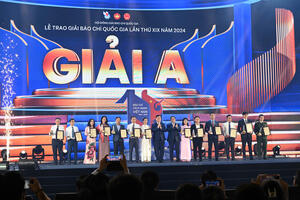 Thủ tướng: Báo chí là vũ khí sắc bén, khơi dậy khát vọng hùng cường