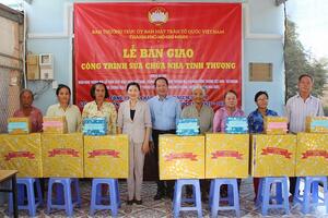 Chung tay xóa nhà tạm, nhà dột nát