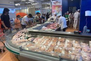 Đảm bảo nguồn cung hàng hoá cho người dân trong mưa bão