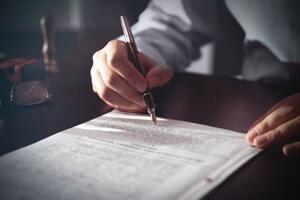 Di chúc phải bảo đảm những điều kiện gì thì mới hợp pháp?