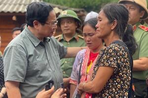 Thủ tướng: Phải xây dựng nhà ở cho người dân bị mất nhà do thiên tai trong tháng 9