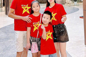 Cờ đỏ sao vàng rực rỡ: Biểu tượng văn hóa và trách nhiệm công dân