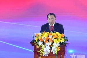 Thủ tướng Chính phủ: Triển lãm tôn vinh lịch sử, lan tỏa lòng yêu nước, niềm tự hào dân tộc, khát vọng vươn mình