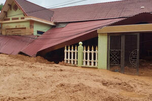 Thanh Hóa: Lũ tràn về bất ngờ, quét tan hoang bản Chiềng