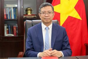 Đại sứ Phạm Thanh Bình: Chuyến công tác Trung Quốc của Thủ tướng Phạm Minh Chính có ý nghĩa quan trọng và truyền tải thông điệp hợp tác mạnh mẽ của Việt Nam