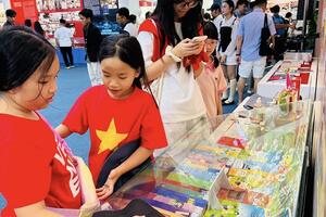 Kéo dài thời gian Triển lãm thành tựu đất nước tới hết ngày 15-9