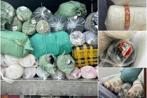 Hà Nội: Phát hiện xe tải chở hàng hóa không rõ nguồn gốc trên Quốc lộ 1B