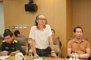 Thượng tướng Trương Thiên Tô chủ trì hội nghị thẩm định cụm tượng chiến sĩ quốc tế tại Bảo tàng Lịch sử Quân sự Việt Nam