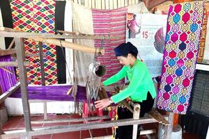 Thổ cẩm Tày: Bản sắc văn hóa và sinh kế bền vững vùng cao