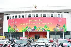 Phiên chợ nông sản, đặc sản vùng miền 2025: Góp phần lan tỏa giá trị OCOP