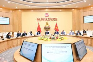 Bộ trưởng Nguyễn Hồng Diên tiếp Bí thư tỉnh ủy Sơn Đông (Trung Quốc)