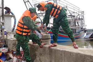 Nghệ An: Chật vật tìm nơi neo đậu tàu, thuyền