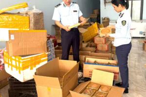 Chi cục QLTT Thanh Hóa tăng cường kiểm tra, giám sát, xử lý nghiêm vi phạm về an toàn thực phẩm