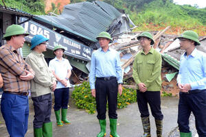 Lào Cai khẩn trương khôi phục giao thông huyết mạch sau bão lũ