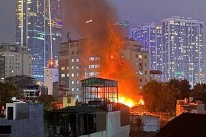 Tạm giữ hình sự đối tượng gây ra vụ cháy ở phố Đê La Thành
