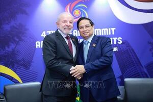Hội nghị Cấp cao ASEAN 47: Thủ tướng Phạm Minh Chính gặp lãnh đạo các nước Campuchia, Canada và Brazil