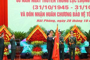 Chủ tịch nước Lương Cường dự Lễ kỷ niệm 80 năm Ngày truyền thống Lực lượng vũ trang Quân khu 3