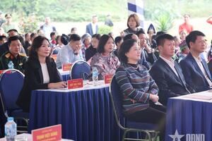 Phó thủ tướng Phạm Thị Thanh Trà dự Lễ khởi công xây dựng 4 trường phổ thông nội trú liên cấp tại Lào Cai