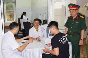 Bám sát nhiệm vụ, kịp thời giúp đỡ địa phương