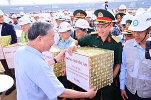 Tổng Bí thư Tô Lâm kiểm tra, làm việc tại Dự án Cảng hàng không Quốc tế Long Thành