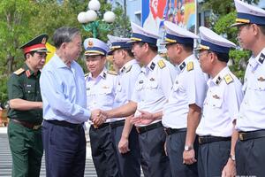 Tổng Bí thư Tô Lâm thăm và làm việc tại Vùng 5 Hải quân