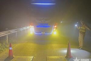 Xuyên đêm xử lý hàng chục trường hợp vi phạm quá tải