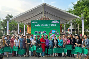 Từ rác thải biển trở thành sản phẩm công nghiệp nông thôn tiêu biểu