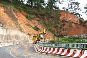 Lâm Đồng: Thông đèo D’ran sau hơn 1 tháng sạt lở