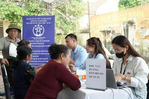 Hà Nội tái cấu trúc 293 thủ tục hành chính, nâng trải nghiệm thực chất