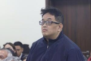 Nhiều cựu giám đốc, phó giám đốc bệnh viện hầu tòa tội nhận hối lộ vụ Công ty LanQ