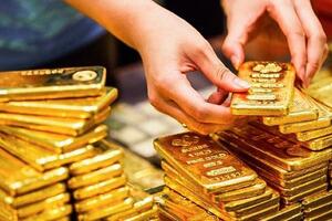 Mua bán vàng, ngoại tệ sai quy định sẽ bị phạt rất nghiêm