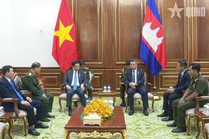 Đại tướng Phan Văn Giang gặp Phó thủ tướng, Bộ trưởng Bộ Quốc phòng Campuchia