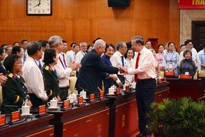 Tổng Bí thư Tô Lâm chúc Tết Đảng bộ, chính quyền, nhân dân TP Hồ Chí Minh