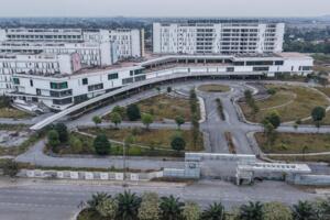 Vụ Bệnh viện Việt Đức: 4 người dùng tiền cá nhân để 'lại quả'