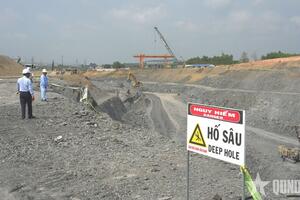 Sôi nổi khí thế thi đua trên công trường Thủy điện Trị An mở rộng