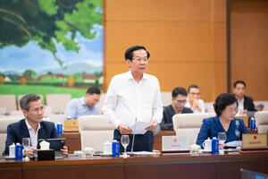 Gỡ bỏ rào cản hành chính, cho phép khen thưởng kịp thời