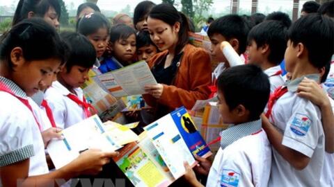 Giáo dục giới tính và pháp luật cho trẻ em