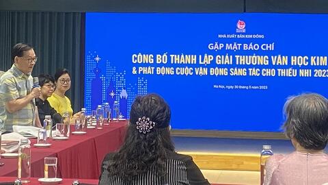 Thành lập Giải thưởng Văn học Kim Đồng và phát động cuộc vận động sáng tác cho thiếu nhi