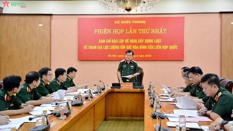 Lập đề nghị xây dựng Luật về tham gia lực lượng gìn giữ hòa bình Liên hợp quốc