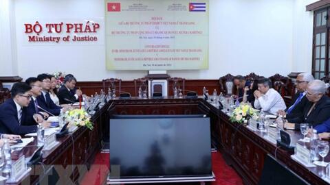 Việt Nam - Cuba chia sẻ kinh nghiệm về xây dựng, hoàn thiện và tổ chức thi hành pháp luật