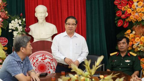 Lãnh đạo thành phố Cần Thơ chúc mừng cơ quan Báo chí Quân đội nhân ngày 21-6