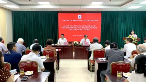 Thông tin tuyên truyền trên báo chí đóng góp phát triển đất nước