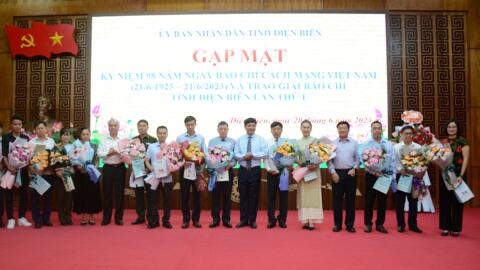 Gặp mặt kỷ niệm Ngày Báo chí Cách mạng Việt Nam và trao Giải báo chí tỉnh Điện Biên lần thứ nhất