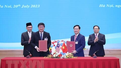 Thủ tướng Malaysia Anwar Ibrahim dự Diễn đàn Doanh nghiệp Việt Nam-Malaysia
