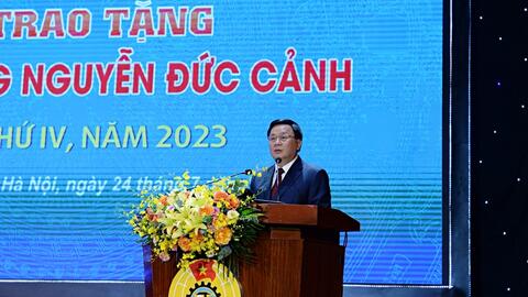 Trao tặng 167 công nhân, người lao động Giải thưởng Nguyễn Đức Cảnh lần thứ IV năm 2023