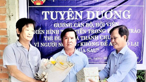 Gương nông dân giỏi làm kinh tế, hết mình với công tác từ thiện 
