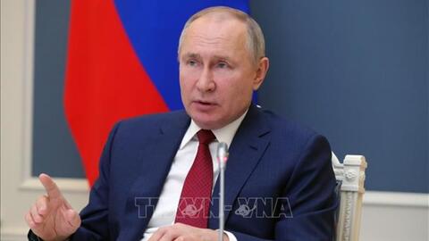 Tổng thống Nga Vladimir Putin ký sắc lệnh sử dụng “hộ chiếu kỹ thuật số”