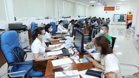 Khuyến khích, bảo vệ người tốt, việc đúng