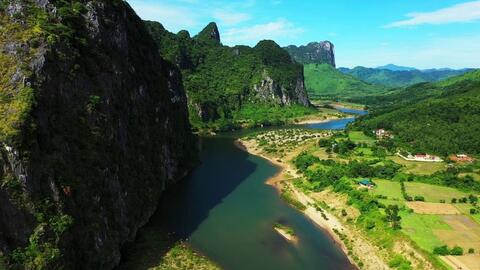Nhiều giải pháp bảo vệ, phát triển rừng bền vững ở Quảng Bình