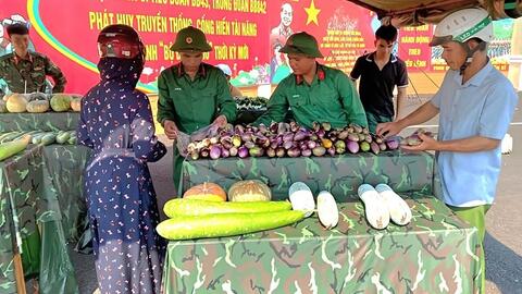 Thư về tòa soạn: “Gian hàng 0 đồng” của bộ đội